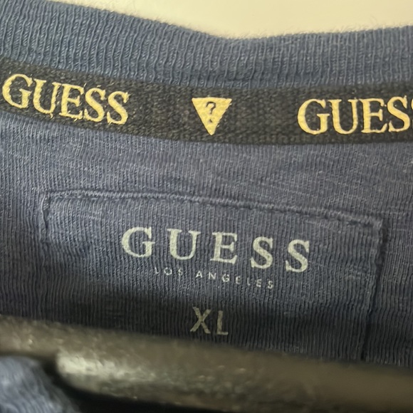 Ladies Guess T Shirt size XL modern with vintage feel gently used - Picture 2 of 9